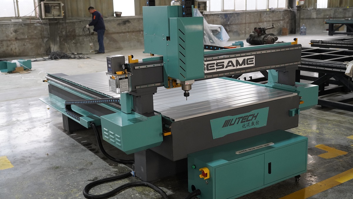 máy định tuyến cnc