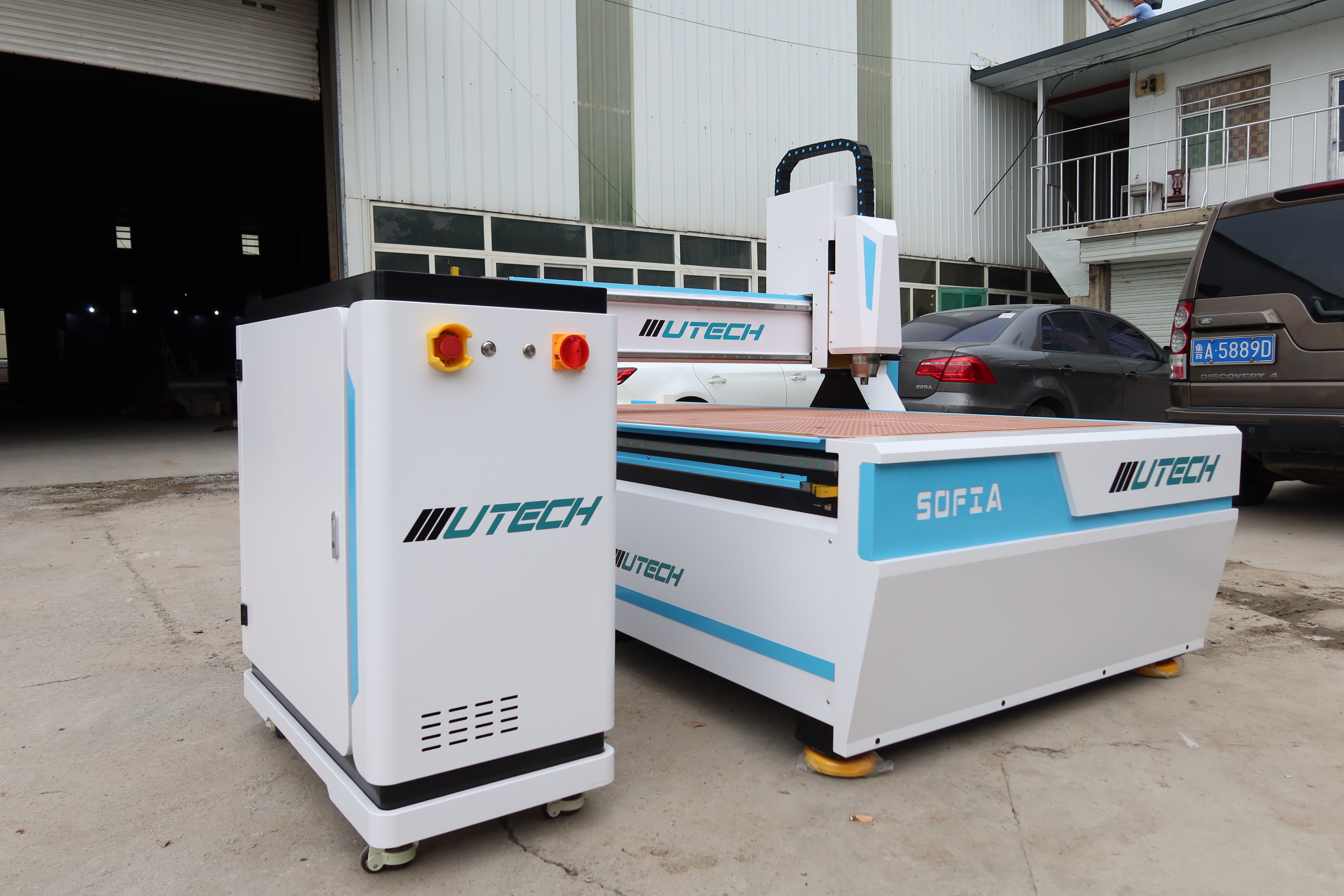 máy khắc cnc